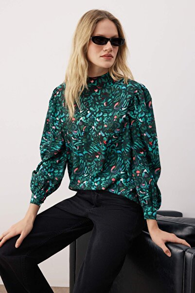 Trendyol Collection Πράσινη υφαντή μπλούζα με σχέδιο με ψηλό γιακά TWOAW21BZ0269