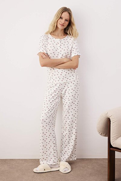 Trendyol Collection White-Multicolor Polyester - Elastane Floral Waffle Knitted Pajama Set Thmaw26Pt00119
