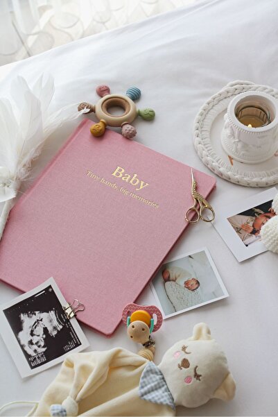 Memories & more Bebek Anı Defteri - Keten Kumaş Kapak & Altın Yaldız Baskılı