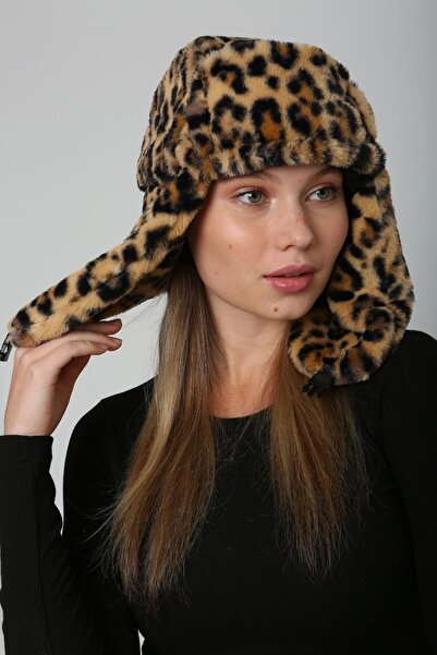 BALIENTE Women's Beanie Hat - Plush with Leopard Pattern, Faux Fur and Headphones