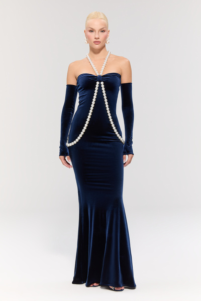 Nur Karaata Sapphire Throne Dress
