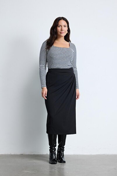 LUOKK Kasa Kare Yaka Çizgili Büyük Beden Bluz