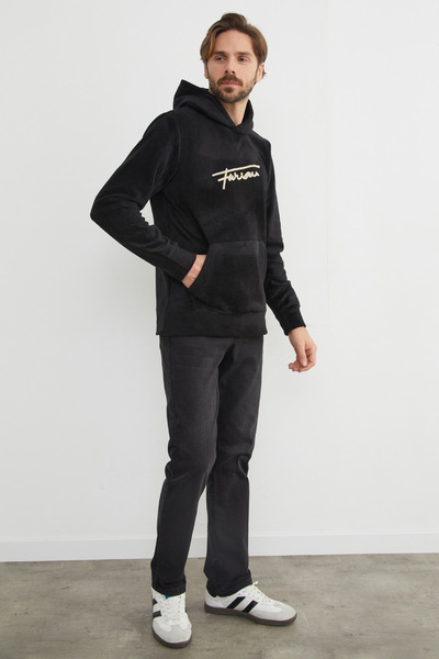 Fulla Moda Φούτερ με κουκούλα με κουκούλα από φλις με κεντημένη γραφή και τσέπη καγκουρό