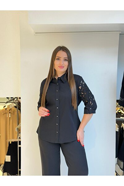 DE WHITES بلوزة برودير مقاس كبير مع إكسسوارات برقبة على شكل حرف V