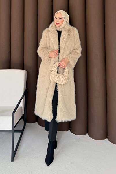 Melike Tatar Μακριά ψεύτικη γούνα 32-3704