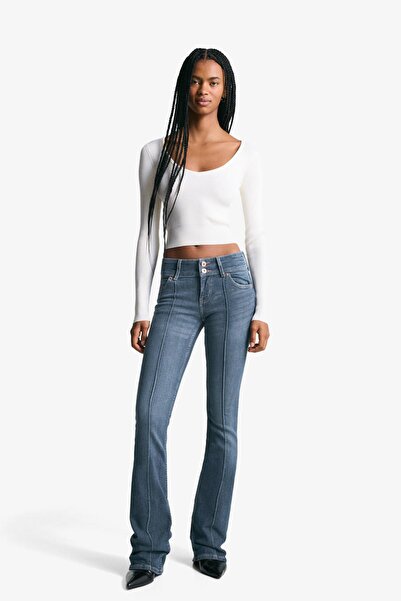 Bershka Low-rise boot-cut jeans