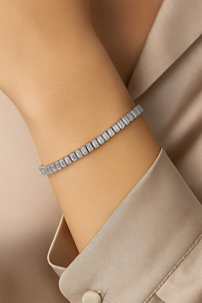 ESYURA ACCESSORIES سوار فولاذي - سوار نسائي من الفضة المقاومة للصدأ طراز باجي...