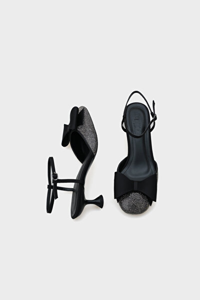 Capone Outfitters Phoebe Blunt Stone Toe Bow Satin Ankle Strap Medium Heeled Women's Stylish Shoes