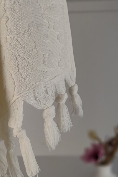 Sevim Cream Colored Authentic Fringed Hand Towel - 50X90 cm - Stylish and Durable