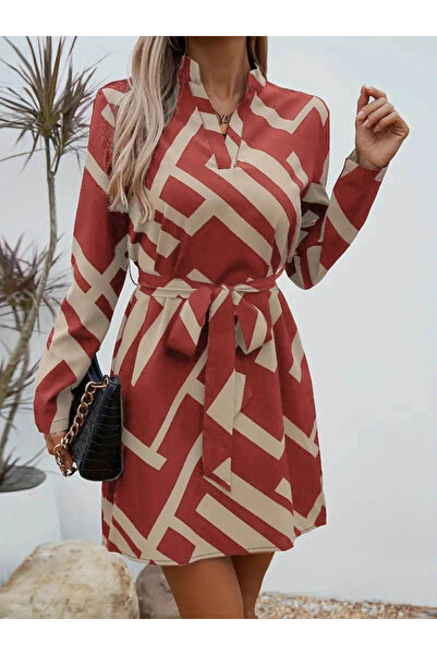 Genel Markalar Kadın Uzun Kollu V Yakalı Desenli Belinde Kuşaklı Dalgıç Elbise