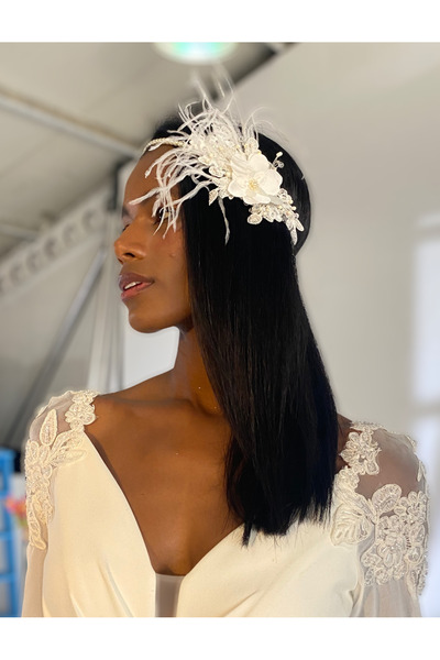 CAPPELLO DESİGN Tüylü Nikah Tacı, Düğün Gelin Saç Aksesuarı, Dış Çekim Gelin Tacı
