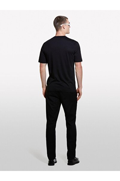 Sisley Ανδρικό μαύρο μπλουζάκι από 100% βαμβάκι με κανονική εφαρμογή με λαιμόκοψη ποδηλατικού τύπου - 324A3I1XS103W