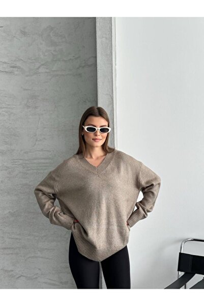 EDAYBUTİK Γυναικείο πλεκτό πουλόβερ τούνικ σε ανοιχτό καφέ χρώμα με λαιμόκοψη σε σχήμα V