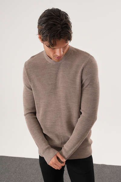 No Way Ανδρικό πλεκτό πουλόβερ με λεπτομέρεια με λαιμόκοψη με κανονική εφαρμογή