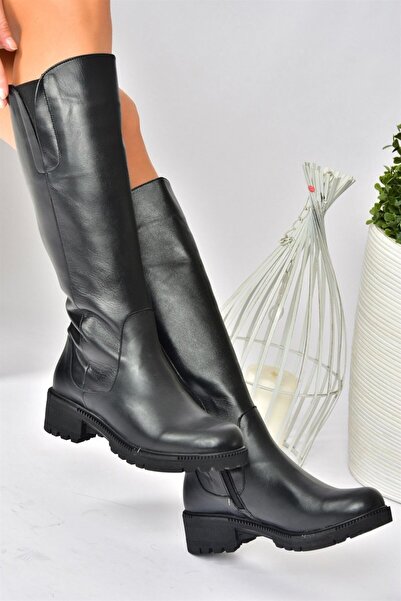 Fox Shoes Černé neformální dámské boty z pravé kůže N654226103