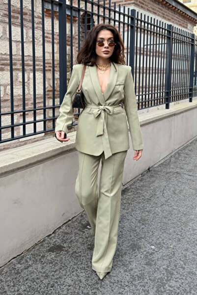 AKD Atelier Women's double belted blazer jacket pants set