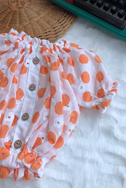 dinamik çocuk Дівчача коротка блузка з гумкою та бродеризацією в горошок