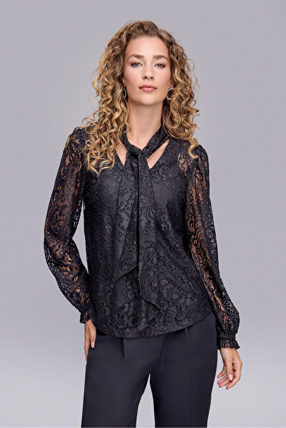 Naramaxx Yakası Bağlamalı Siyah Dantel Bluz