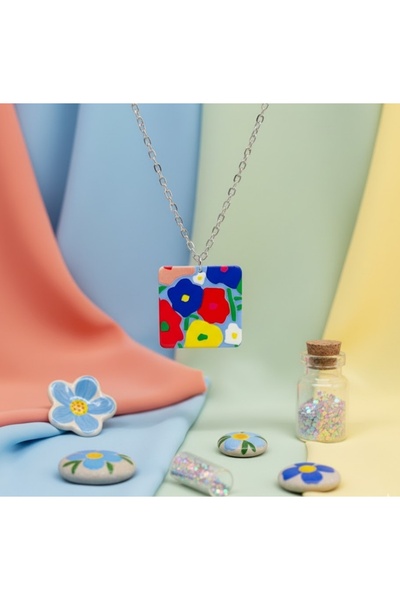 TUNA TAKI & AKSESUAR COLORFUL FLOWERS NECKLACE MODEL 1