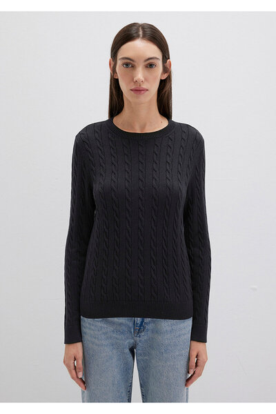 Mavi Bisiklet Yaka Siyah Kazak Slim Fit / Dar Kesim 1710341-900