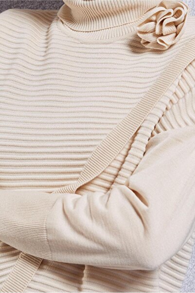 Alvina Asymetric Cut Knit Sweater 44912