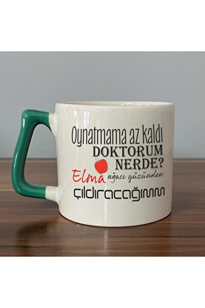 Kırtasiye Ofisi Less Left to Play Where is My Doctor Printed Green Handled D Mug