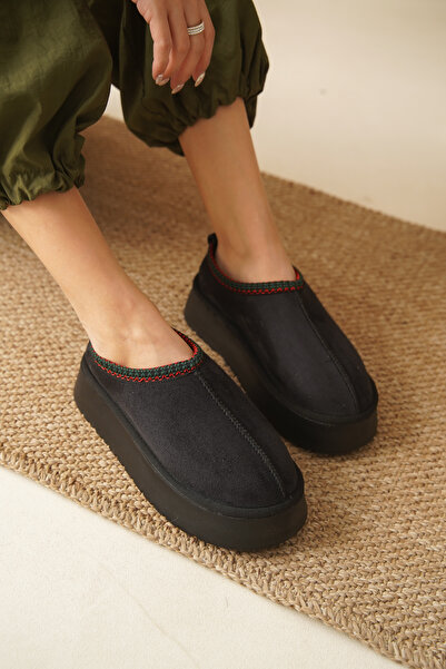 Capone Outfitters Γυναικείες κλειστές παντόφλες Carroll με χοντρή σόλα με στρογγυλή μύτη