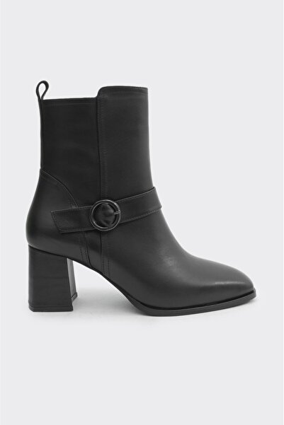 derinet Klasik Hakiki Deri Tokalı Topuklu Kadın Bot