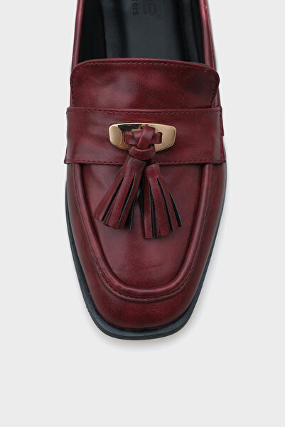 Capone Outfitters Carmela Металеві туфлі-лофери з китицями для жінок