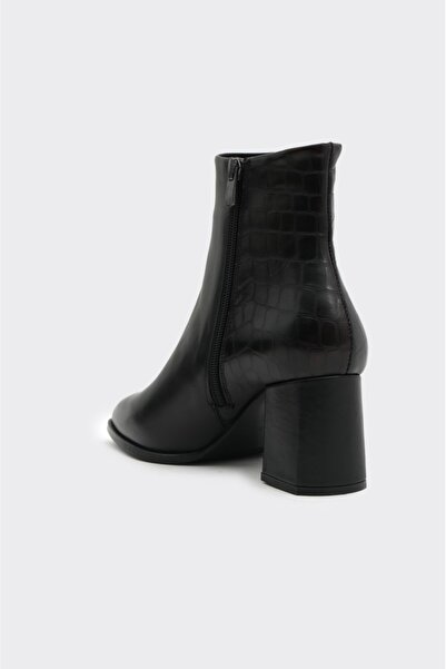 derinet Klasik Hakiki Deri Topuklu Kadın Bot