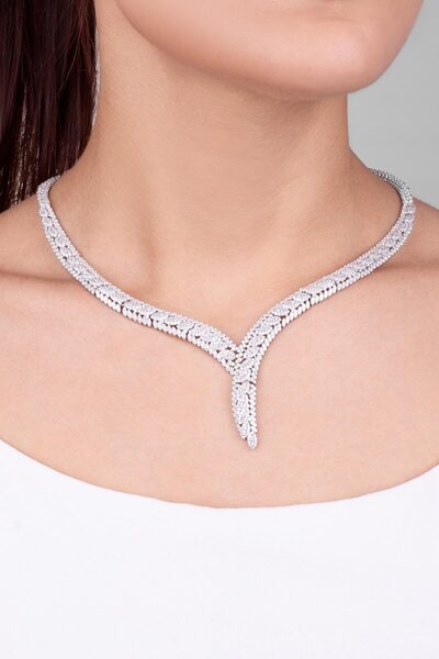 So CHIC... Trapez Taşlı 18 Ayar Beyaz Altın Kaplama 41 Cm Gümüş BalıkSırtı Gerdanlık