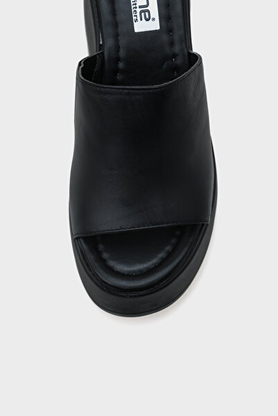 Capone Outfitters Γυναικείες παντόφλες Lena High Wedge Heel