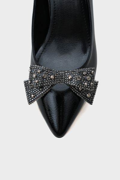 Capone Outfitters Pantofi de damă Odele 645 cu toc cu fundă de piatră