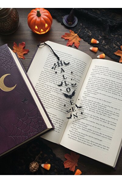 AUREVA علامة كتاب الهالوين