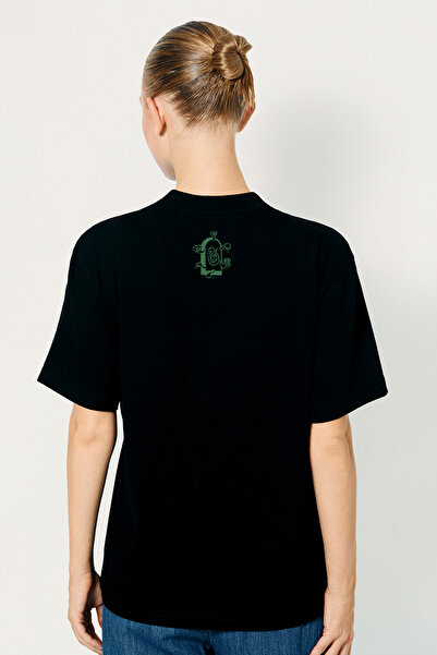 Store Eyes up Here! (Unisex T-Shirt)