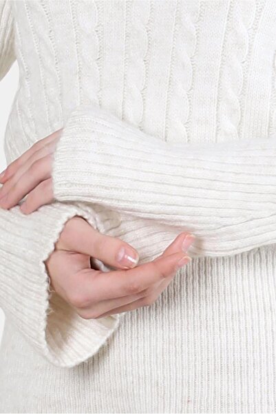 Alvina Knitwear Sweater - Turtleneck Collar, Model 44069