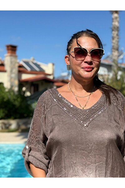 Punta Otantik NC1889 Μεταξωτό πλεκτό με δαντέλα στην πλάτη και στους ώμους Ιταλική μπλούζα καφέ