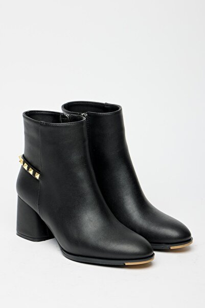 Madamra Μαύρες γυναικείες χειμερινές μπότες με φερμουάρ και λεπτομέρεια με καρφιά στο πίσω μέρος