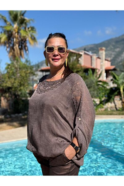 Punta Otantik NC1888 Μεταξωτό πλεκτό με δαντέλα στην πλάτη και στους ώμους Ιταλική μπλούζα καφέ