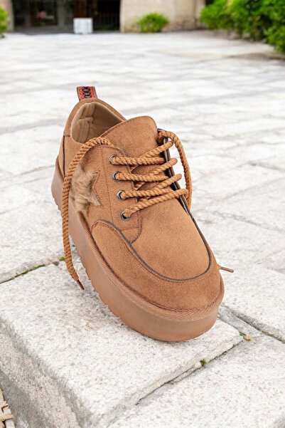 Lideral Γυναικεία χειμερινά αθλητικά παπούτσια με χοντρή σόλα με κορδόνια με λεπτομέρεια αστεριού