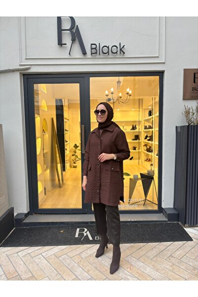 Invee Довга жіноча сорочка з капітоном - кавова