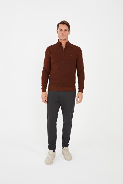 Maccali Мъжка блуза с поло яка, полуцип и дълги ръкави.