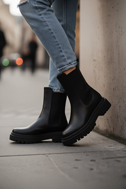 NOVELLAM SHOES Dámské boty Praga Black Skin Stitched Side Elastická tlustá po...