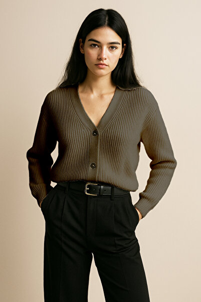 Pampino Women's Buttoned Short Cardigan