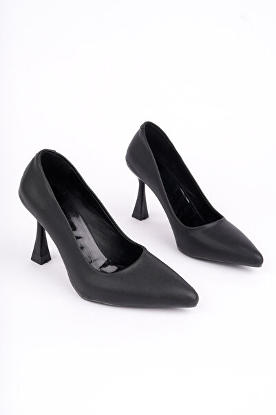 Madam Tarz Tobias Thin Heel Flat Stiletto