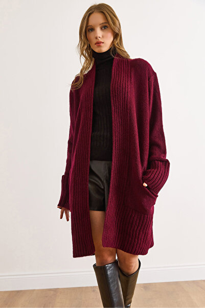 Olalook Women's Burgundy Pocket Detail Collar Detailed Soft Textured Knitwear Cardigan Hrk-19000322