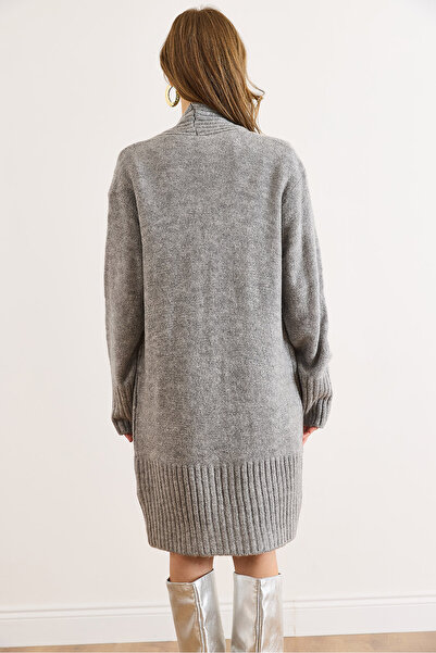 Olalook Kadın Gri Cepli Yaka Detaylı Yumuşak Dokulu Triko Hırka HRK-19000322