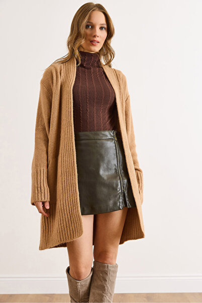 Olalook Women's Camel Pocket Collar Detailed Soft Textured Knitwear Cardigan Hrk-19000322