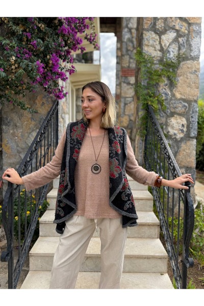 Punta Otantik Yg22603 Draped Italian Felt Vest