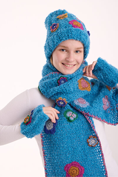 Flux Design Factory Mavi El Örgüsü Çiçekli Atkı Bere Eldiven Set